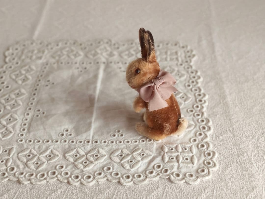 * vintage steiff ୨୧ * 立ち姿の かわいいウサちゃん
