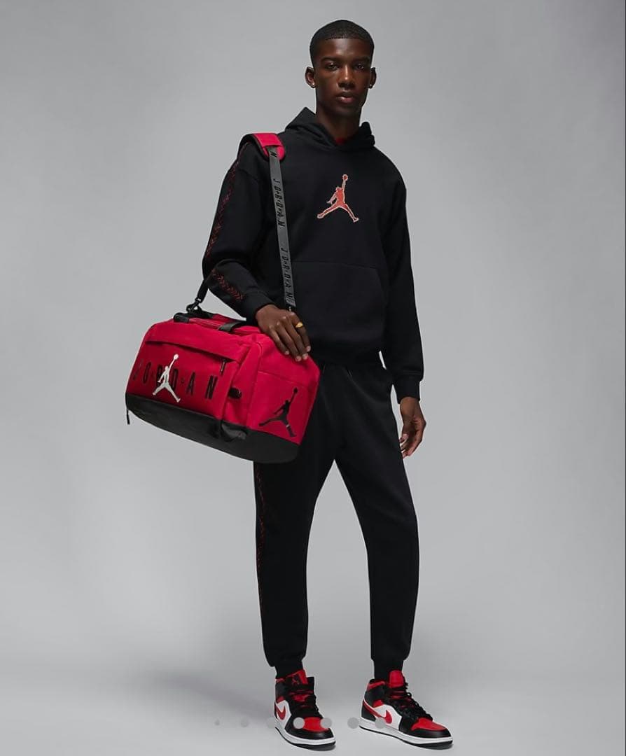 【新品未使用】NIKE JORDAN ダッフルバッグ レッド 46L バスケット
