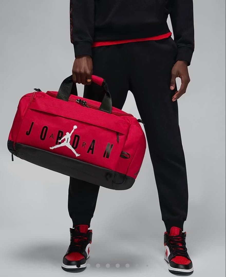 【新品未使用】NIKE JORDAN ダッフルバッグ レッド 46L バスケット