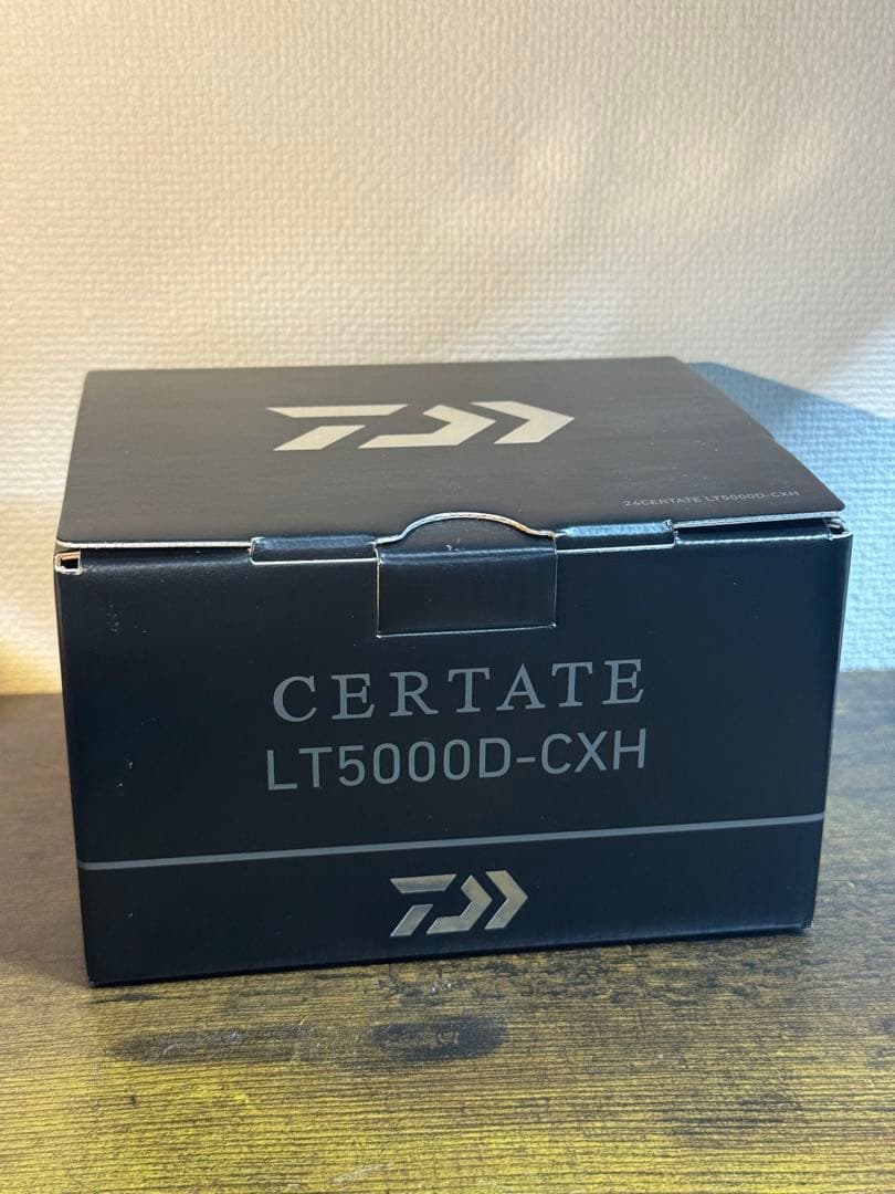 24セルテート LT5000-CXH スピニングリール