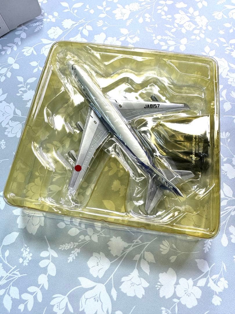全日空 BOEING 747SR-100 1:500 JA8157 模型