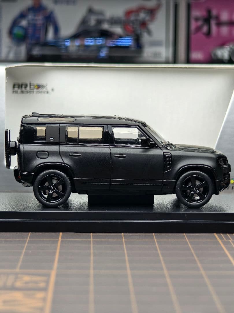 1/64 AR Land Rover Defenderサテンブラックカスタム仕様
