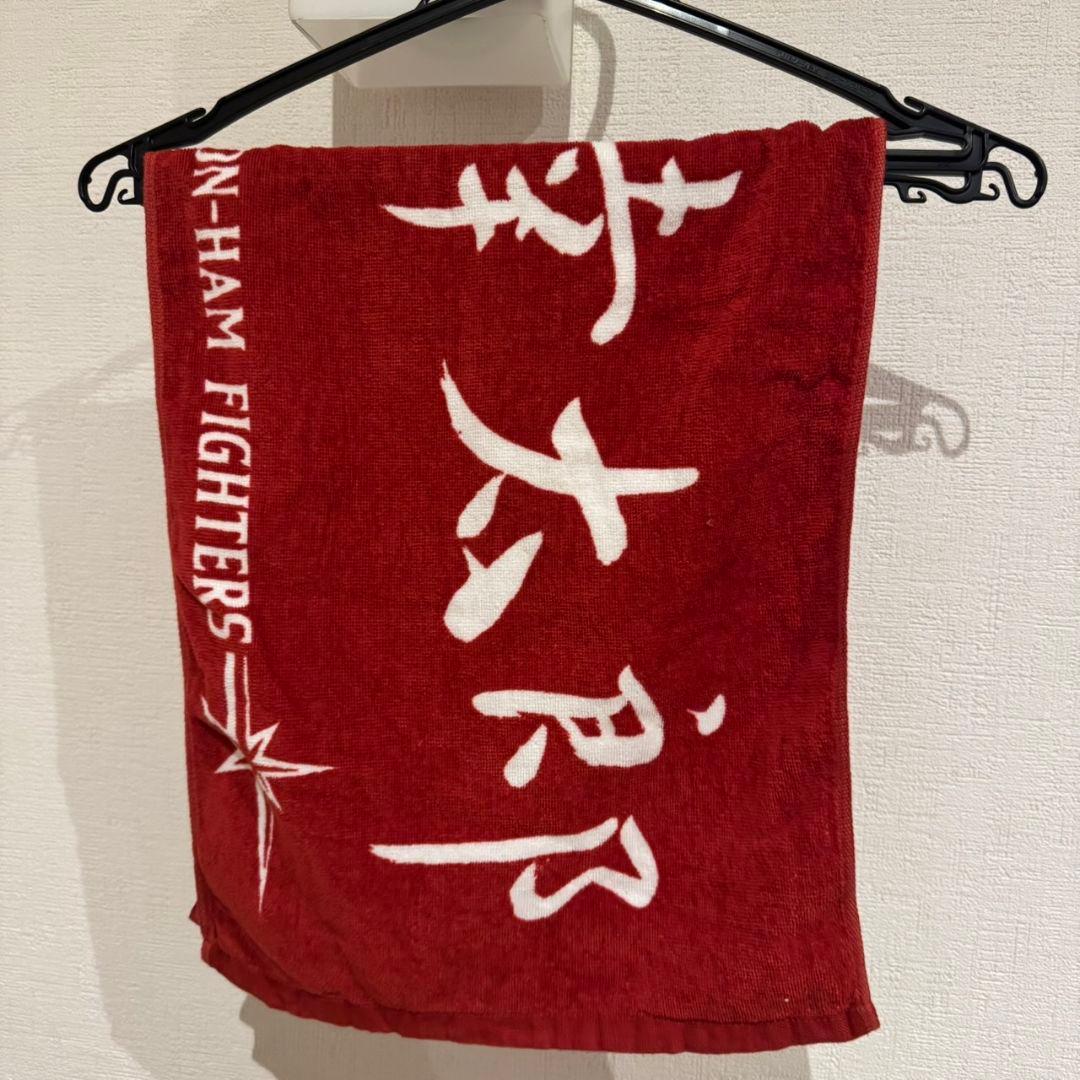 FIGHTERS 清宮幸太郎　直筆　タオル　缶バッチ