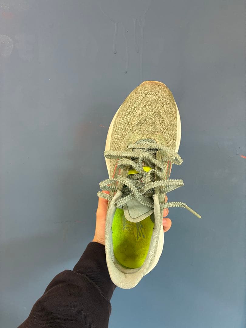 Brooks ハイペリオン テンポ エリート3 25.5cm