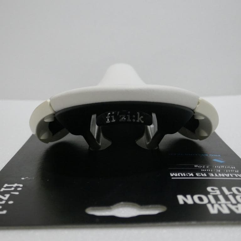 FIZIK サドル ALIANTE R3 TEAM EDITION