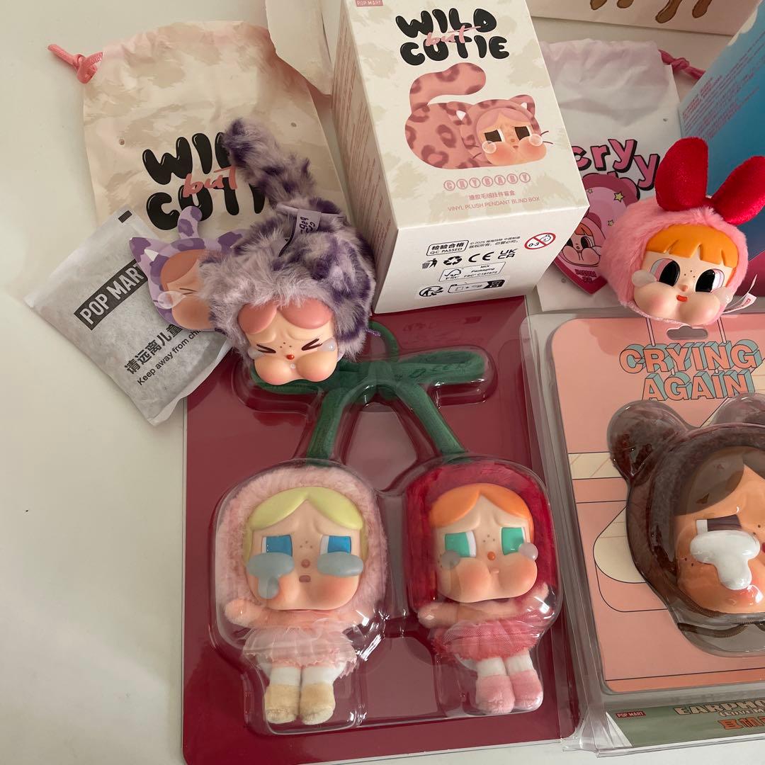 POP MART crybaby. ぬいぐるみキーホルダー 5個