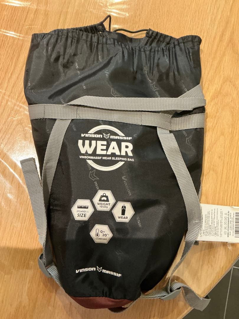 着る寝袋Vinson Massif マルーン　キャンプ、フェス、スポーツ観戦に◎