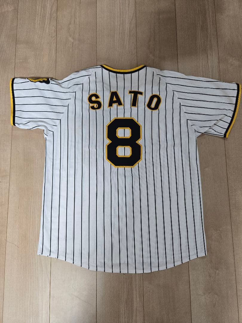 阪神タイガース レプリカユニフォーム 佐藤選手 サイズM