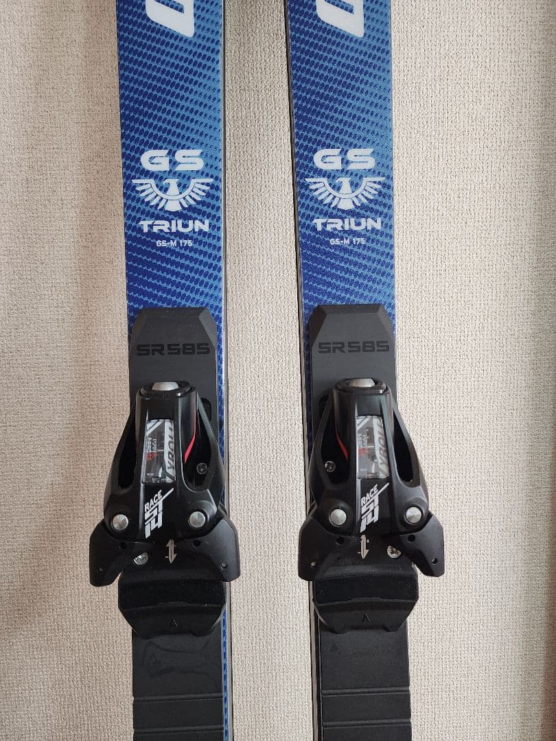 TRIUN GS スキー板 SR585 バインディング付き