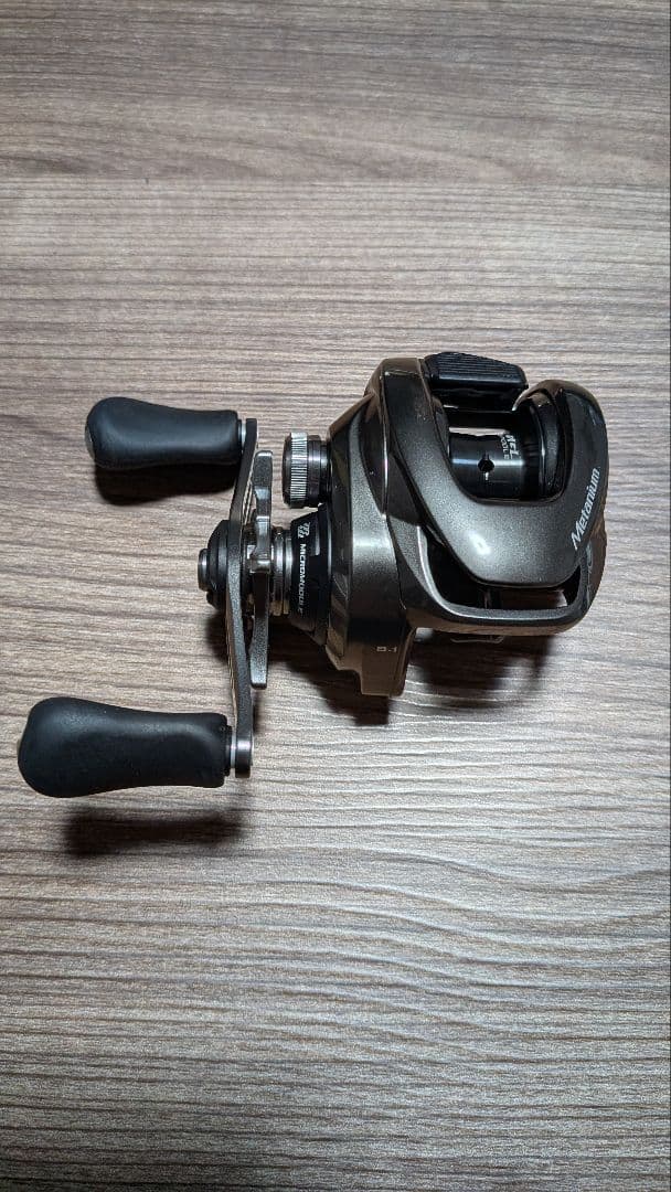 Shimano nium ベイトリール 右巻き