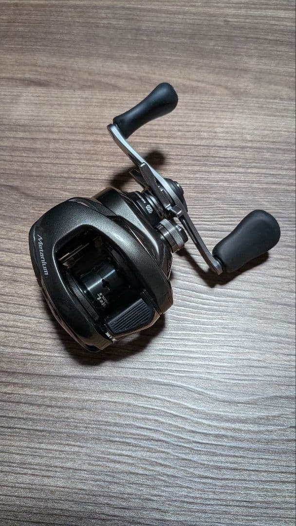 Shimano nium ベイトリール 右巻き