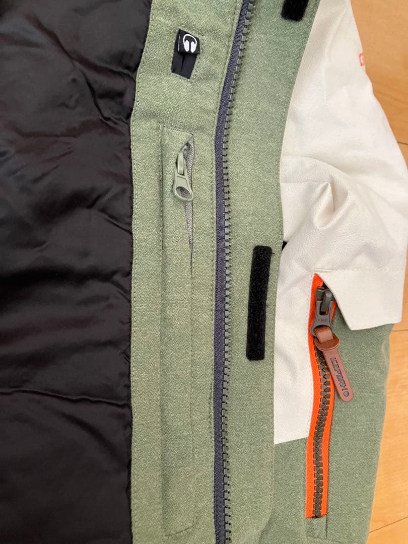 【新品】ICEPEAK ジャケット　Lサイズ