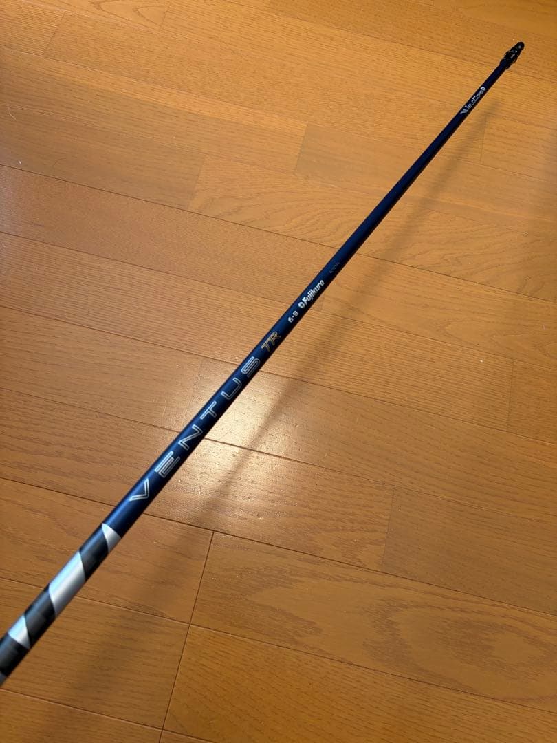 26ベンタスTRブルー６Ｓシャフト　テーラーメイドスリーブ