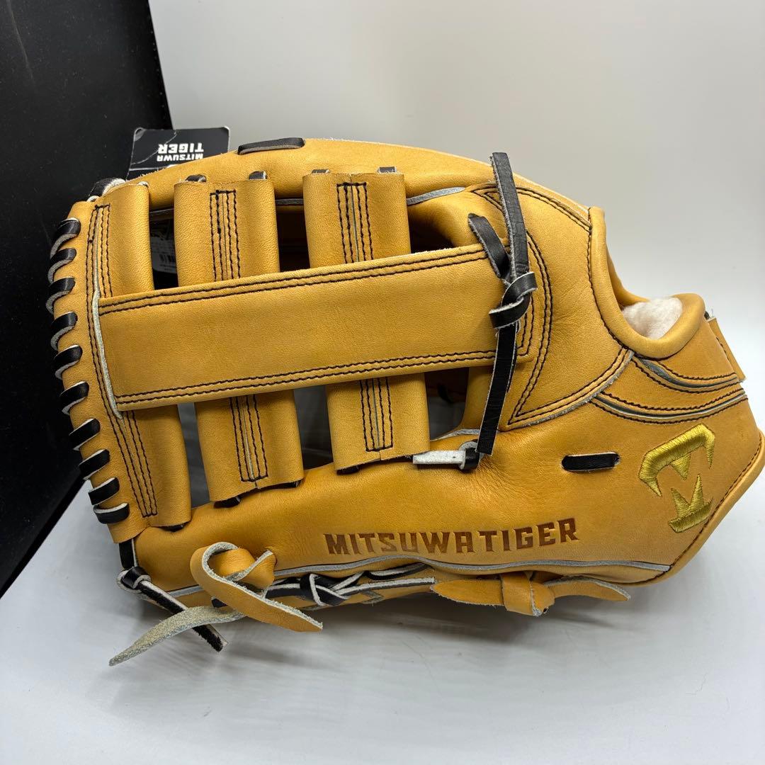新品未使用　ミツワタイガー　左投げ用　一般硬式グラブ　外野手用　定価49500円