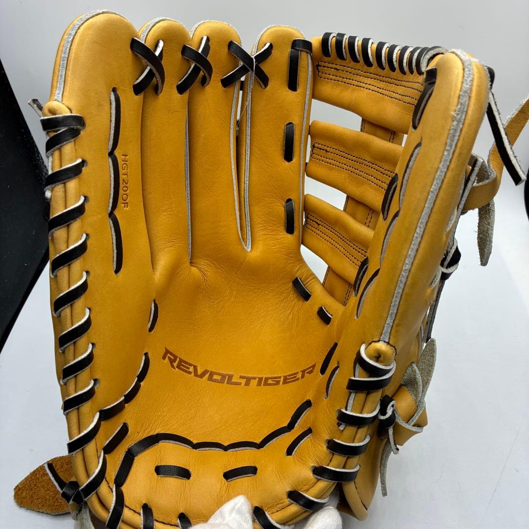 新品未使用　ミツワタイガー　左投げ用　一般硬式グラブ　外野手用　定価49500円
