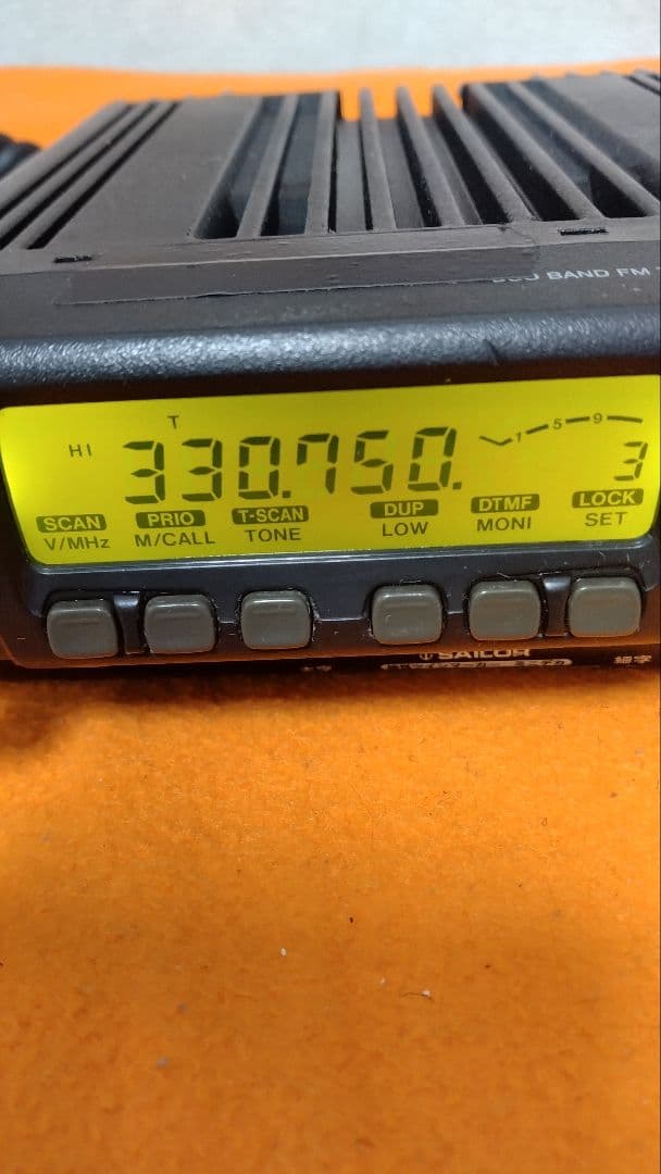 Icom ディユアルバンドトランシーバー IC-207
