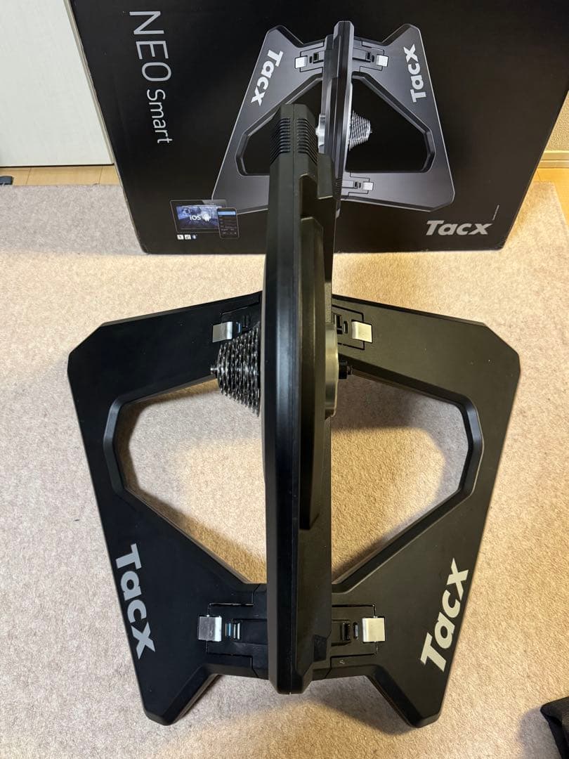 Tacx NEO Smart T2800 付属品セット