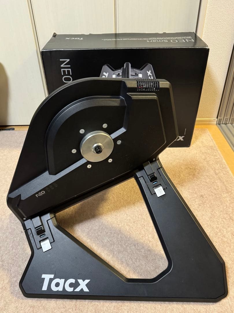 Tacx NEO Smart T2800 付属品セット