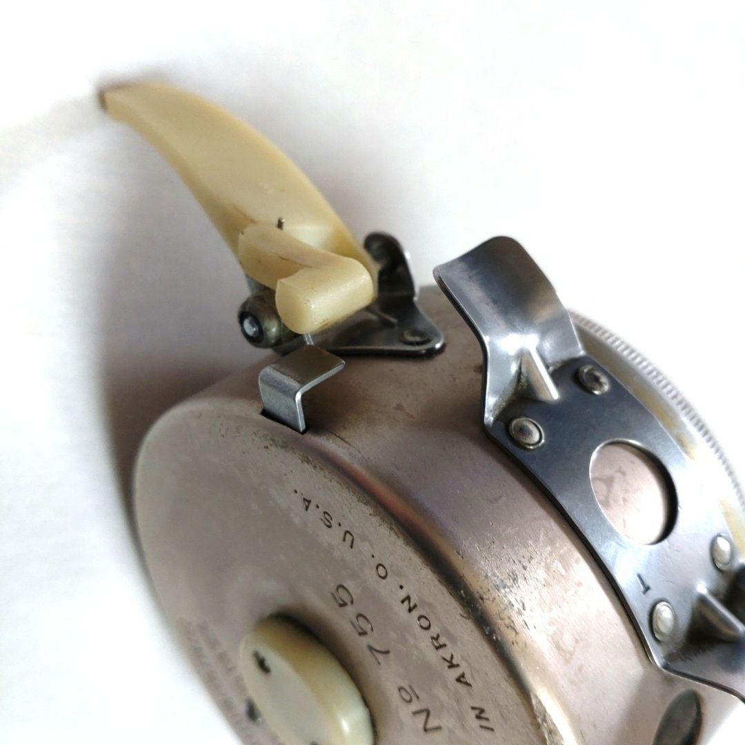 リール Vtg PFLUEGER SUPEREX no.755 Fly Reel