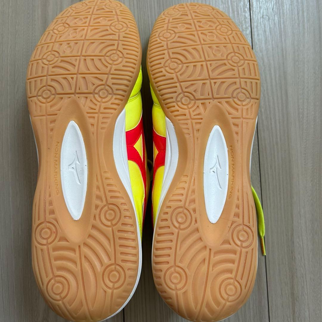 ミズノMORELIA SALA JAPAN IN 28cm イエロー×レッド
