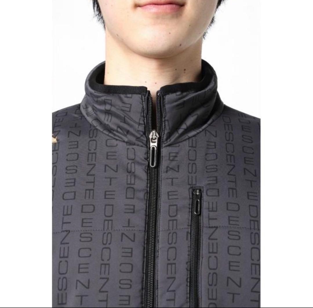 【完売／美品】デサント　ストレッチ中綿ジャケット　ブラック