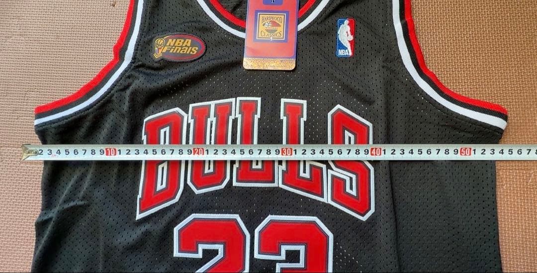 新品 NBA シカゴ・ブルズ ユニフォーム 23 マイケル・ジョーダン Lサイズ
