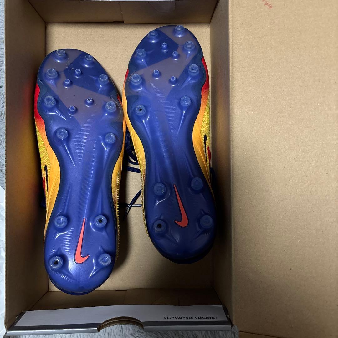 Nike Phantom サッカーシューズ スパイク