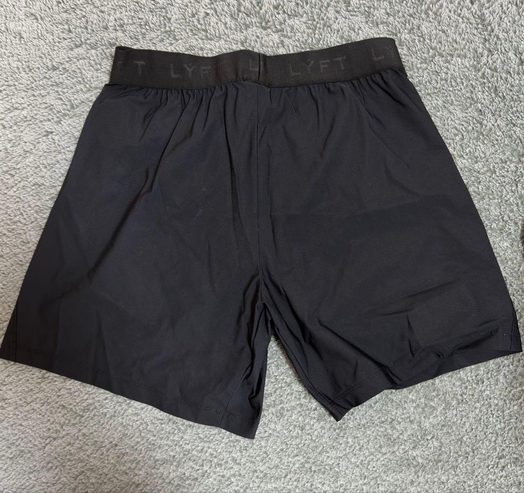 LYFT 黒 タンクトップ & ショートパンツ セット