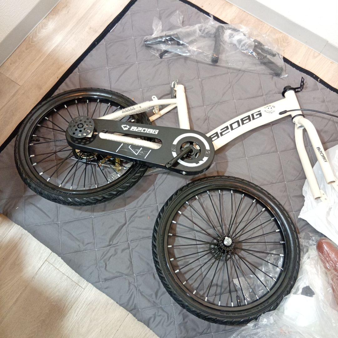 032704 新品　子供用自転車 　補助輪付き