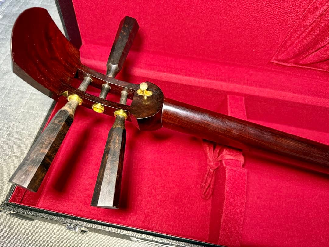 【美品】津軽三味線 特上 硬質 紅木棹 K22 GP 刻印 黒檀糸巻