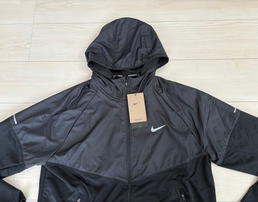 新品タグ付★NIKE★ナイキ★マイラーフーディランニングジャケット★Ｌ★ブラック