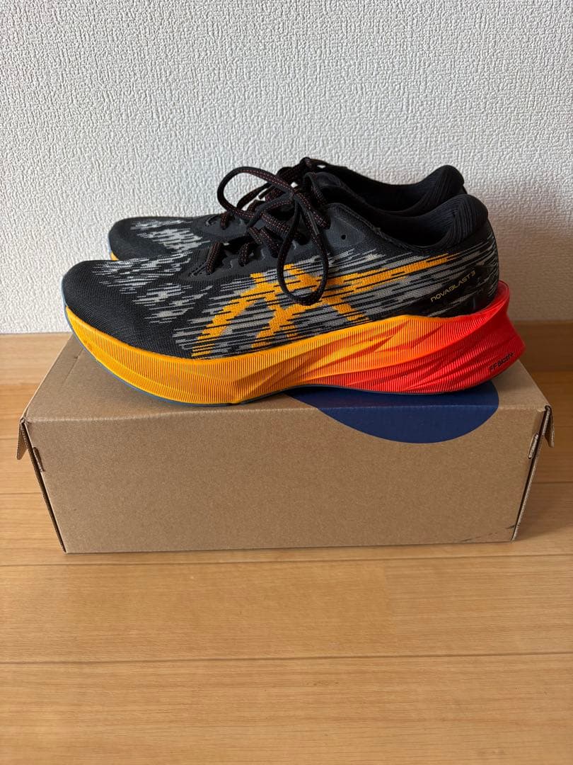 asics　ランニングシューズ　NOVABLAST 3 スタンダード