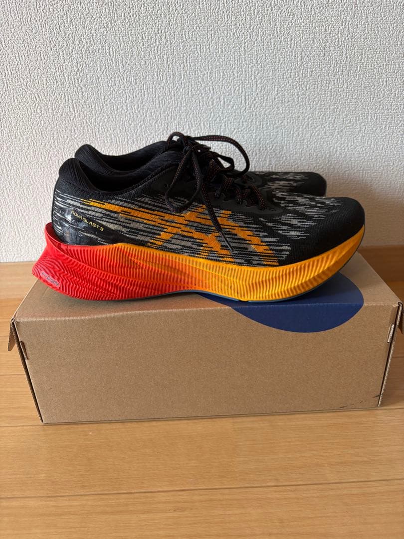 asics　ランニングシューズ　NOVABLAST 3 スタンダード