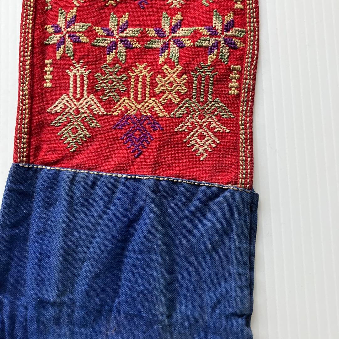 アンティーク古布　トルコ少数民族ヨルク族の刺繍サッシュ