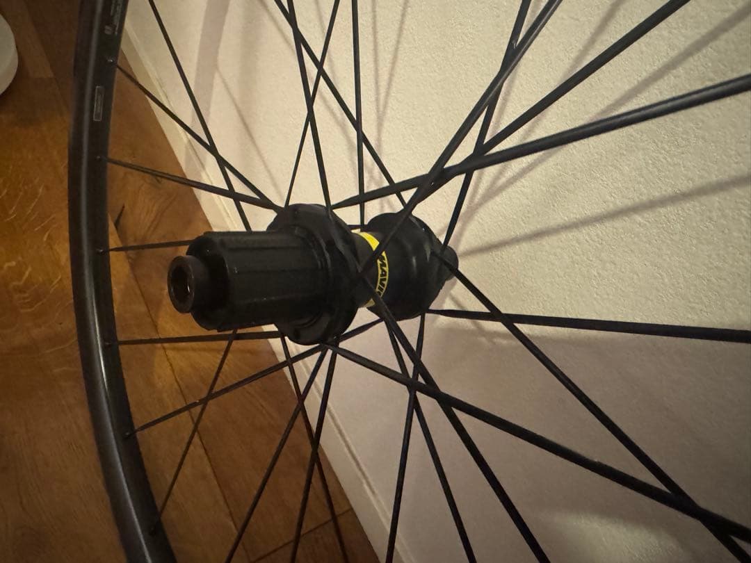 MAVIC COSMIC SLR32 シマノハブ