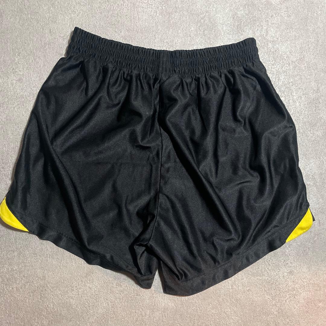 428 デサント　DESCENTE バレーボール　ゲームパンツ　ハーフパンツ