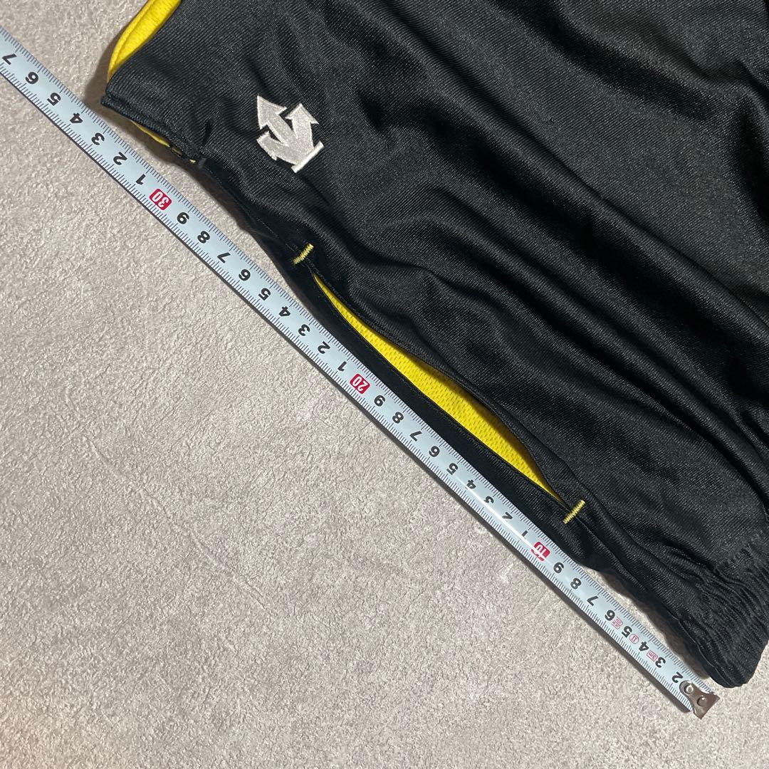 428 デサント　DESCENTE バレーボール　ゲームパンツ　ハーフパンツ