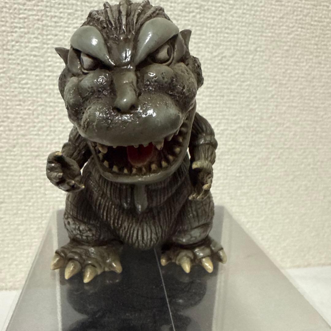 シカルナ工房初代ゴジラ