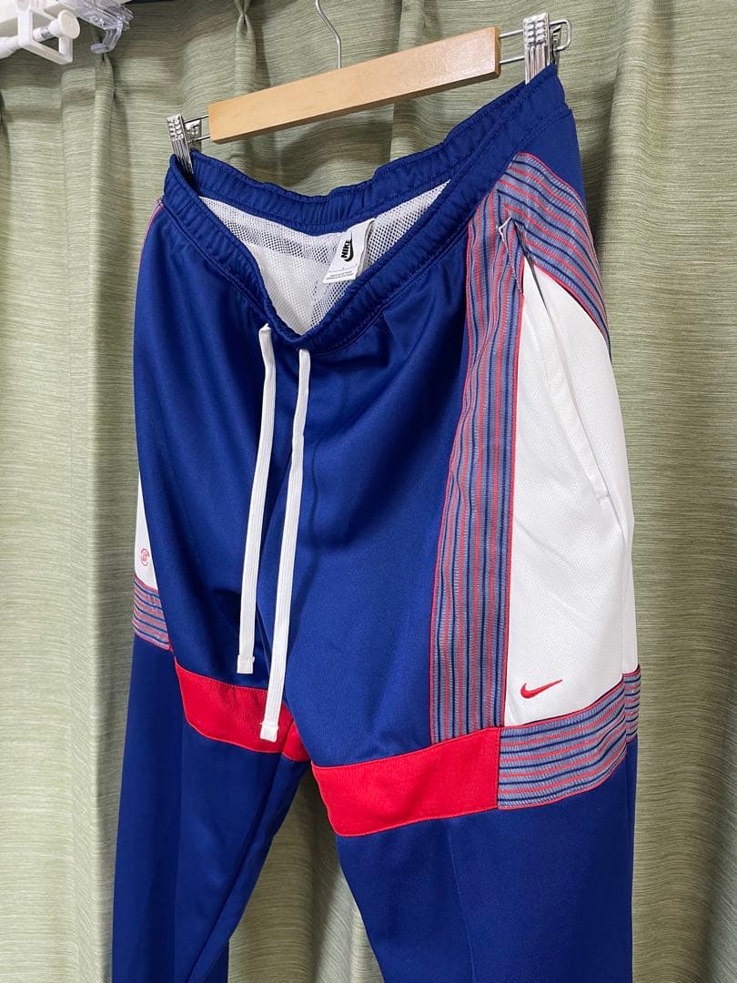 NIKE ジャージ セットアップ 上下セット　ナイキ トラックスーツ Lサイズ