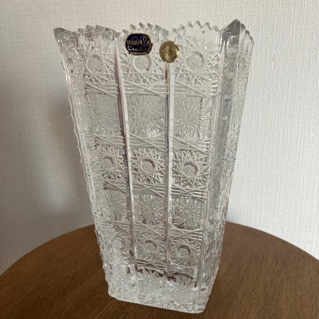 Bohemia ボヘミア クリスタルカット花瓶 高さ20cm