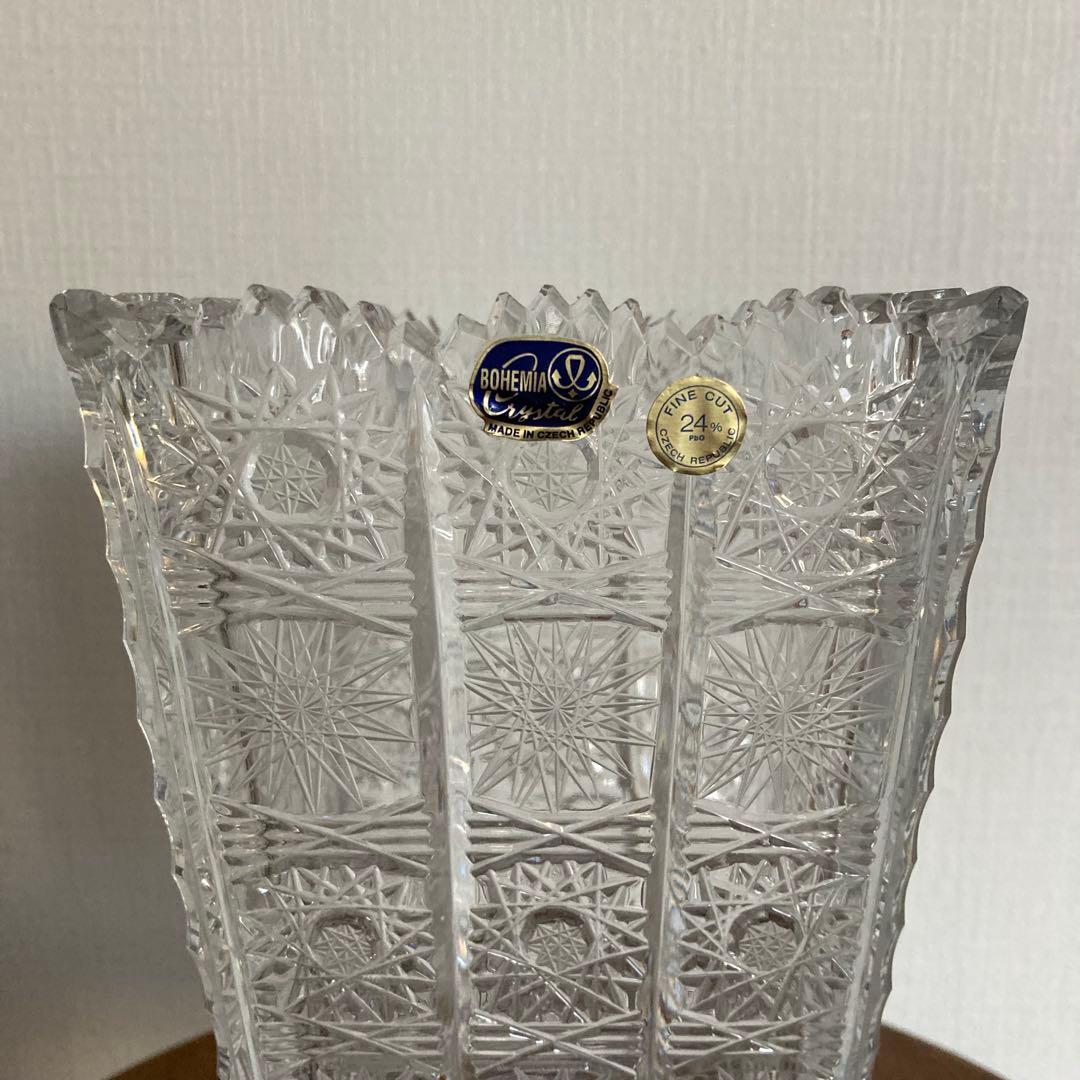 Bohemia ボヘミア クリスタルカット花瓶 高さ20cm