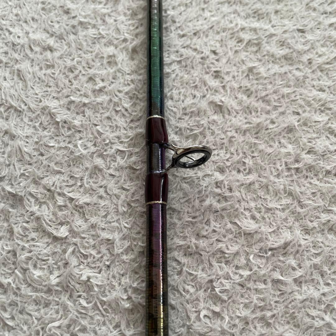 美品　シマノ 18 ワールドシャウラ 1652R-3