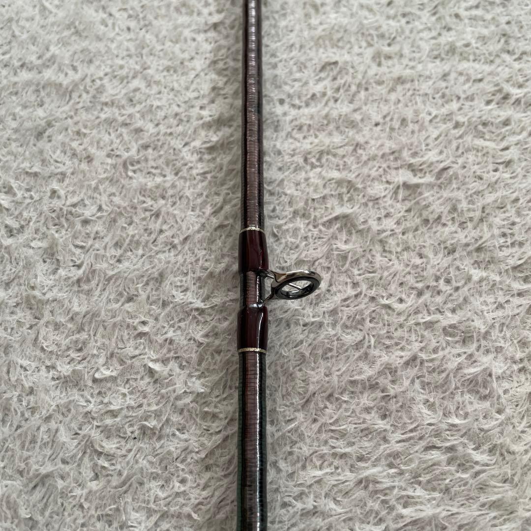 美品　シマノ 18 ワールドシャウラ 1652R-3