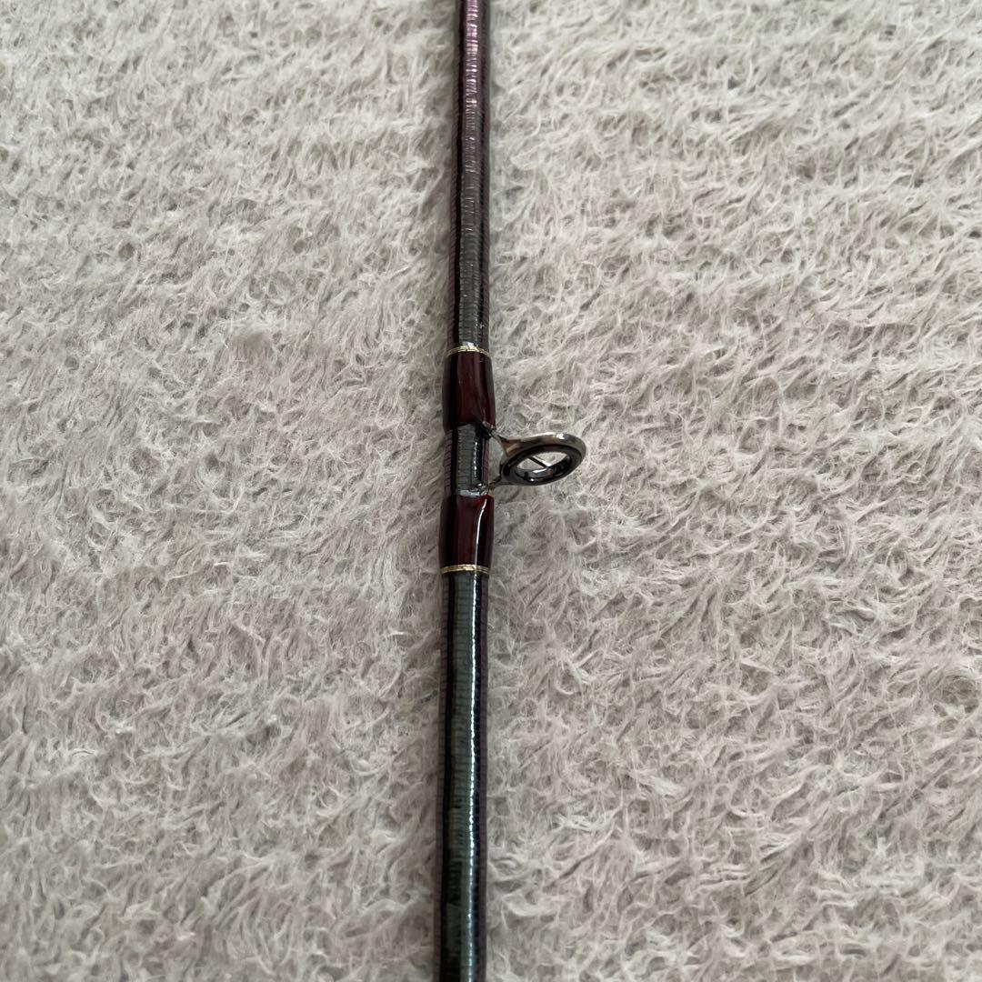 美品　シマノ 18 ワールドシャウラ 1652R-3