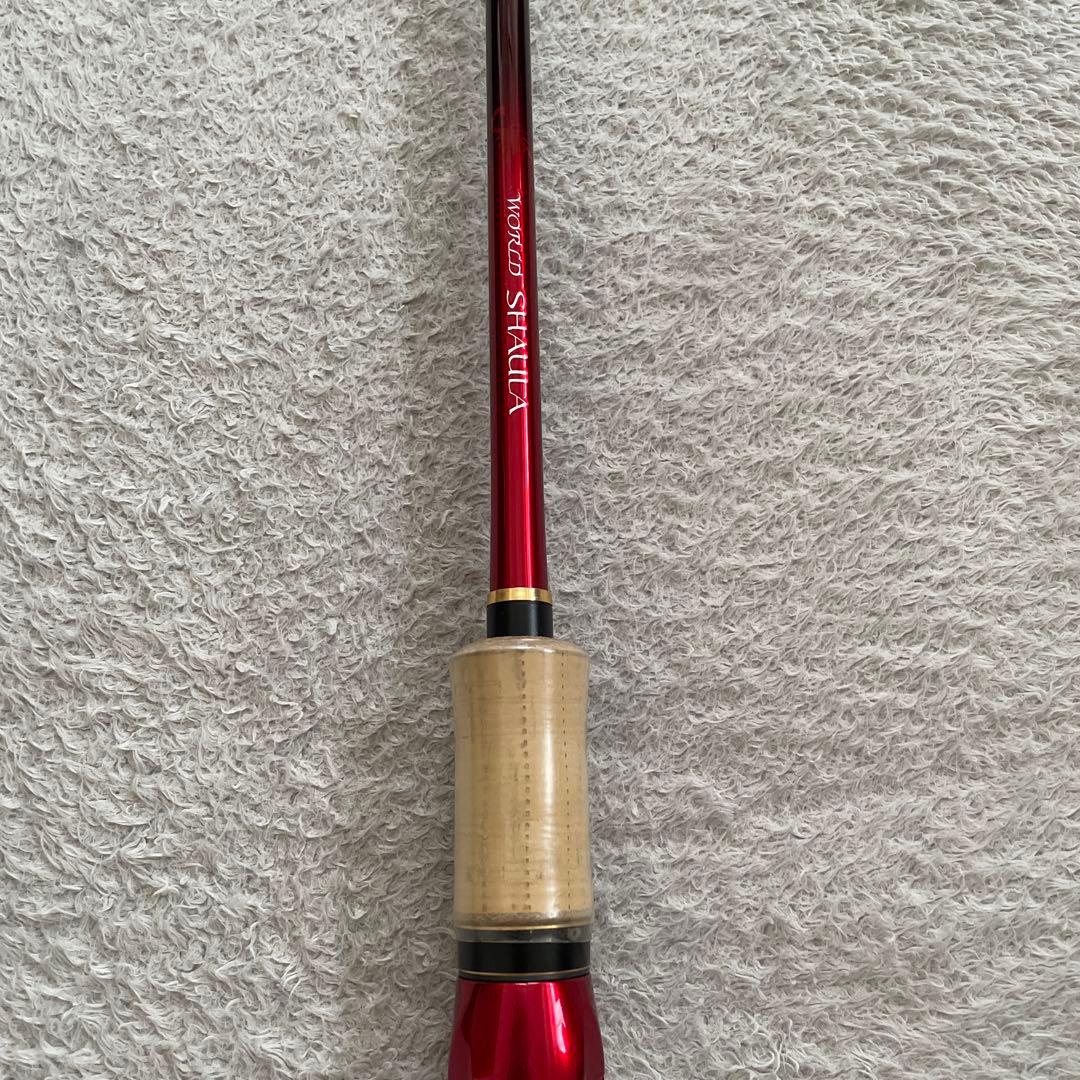 美品　シマノ 18 ワールドシャウラ 1652R-3
