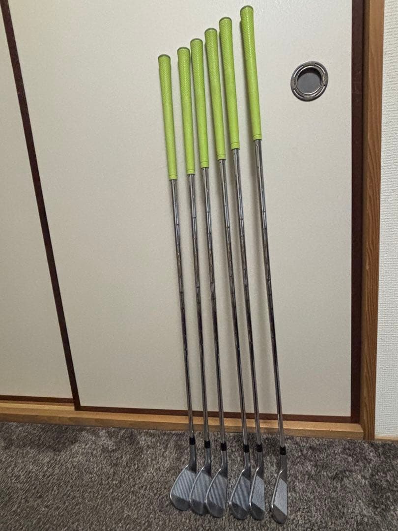 【超美品】 タイトリスト T100(2025) 115 S(5〜Pw) 6本