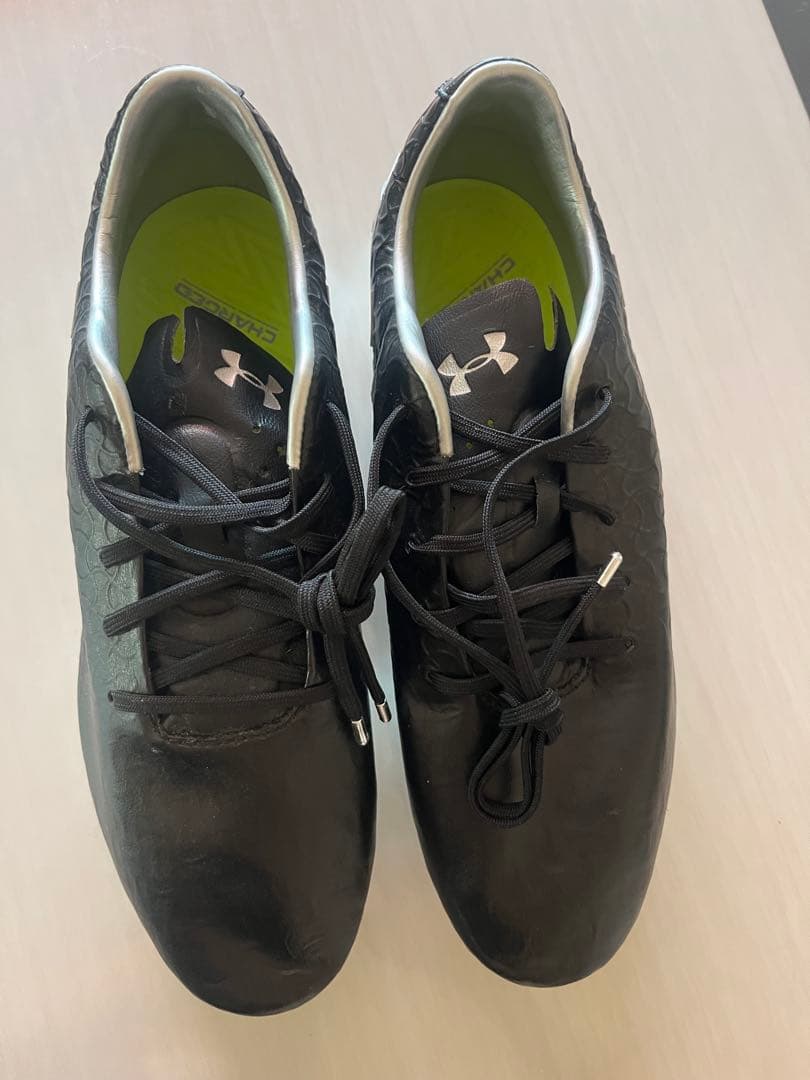 ⭐️新品　未使用品⭐️ UNDER ARMOURサッカースパイク26㎝