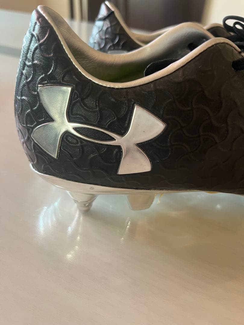 ⭐️新品　未使用品⭐️ UNDER ARMOURサッカースパイク26㎝