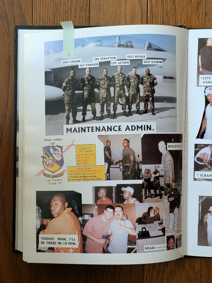 【実物】米軍 岩国基地 VMFA-232 レッドデビルズ 記念盾＆アルバム