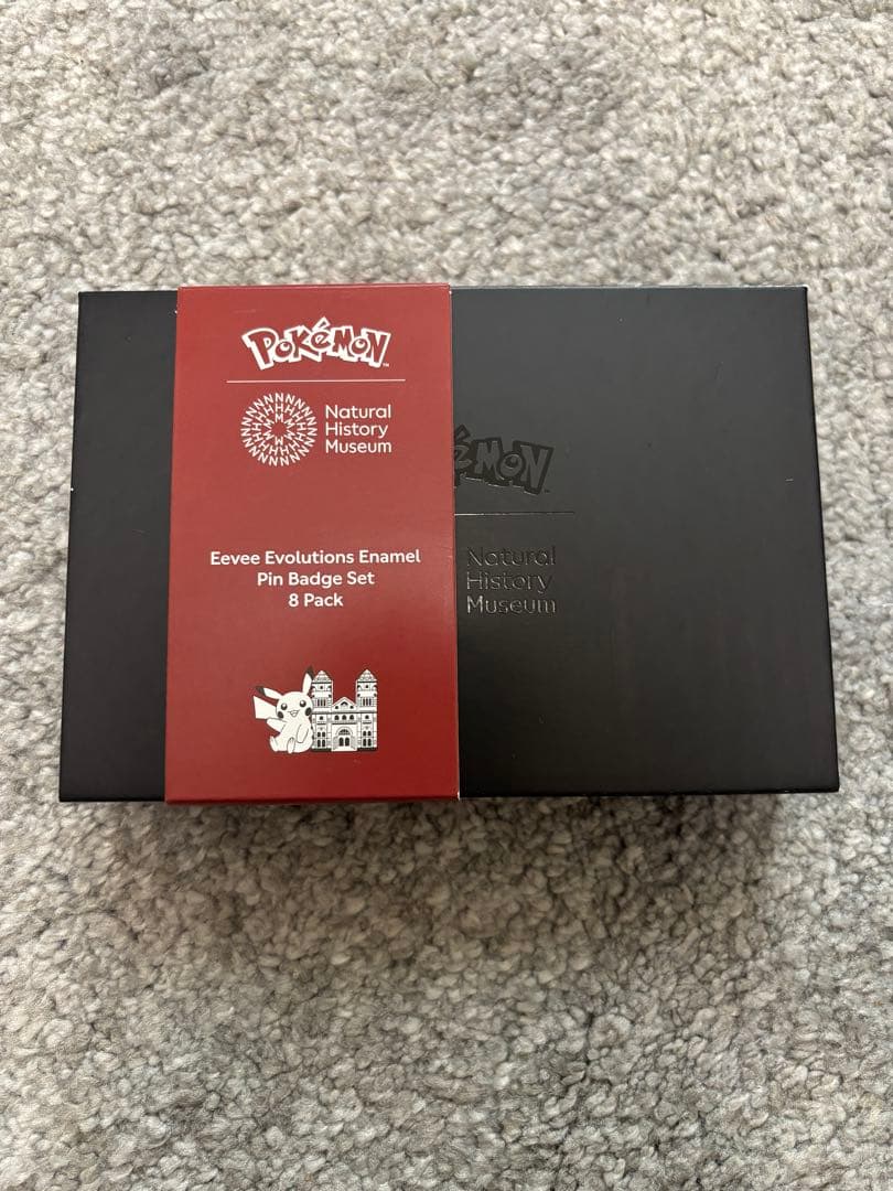 ポケモン ロンドン自然史博物館　イーブイ　ピンバッジ　セット